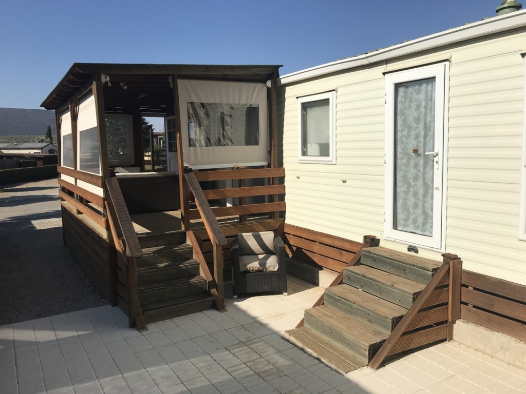 LP 71 Willerby Salisbury mobile home image 2